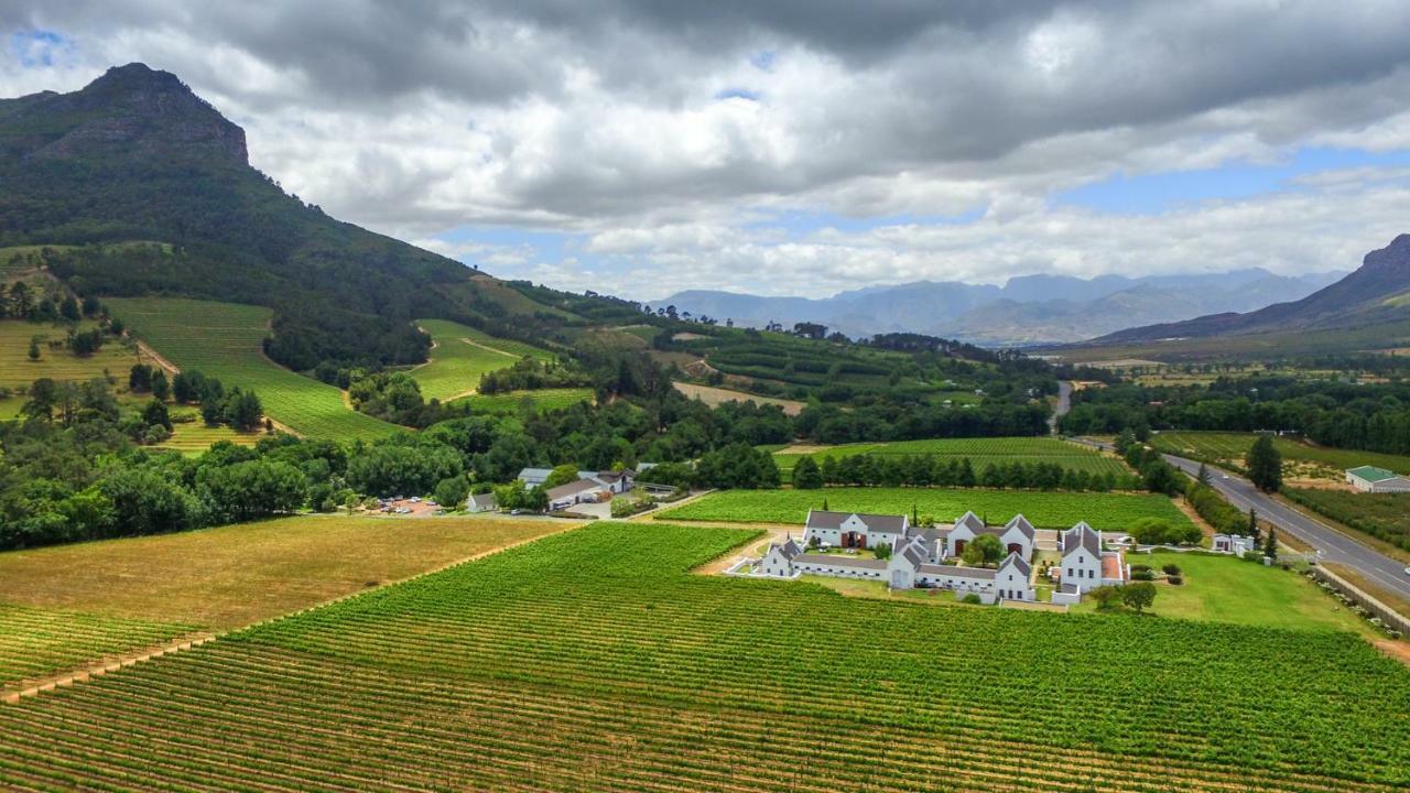 Zorgvliet Wines Country Lodge Стелленбос Экстерьер фото
